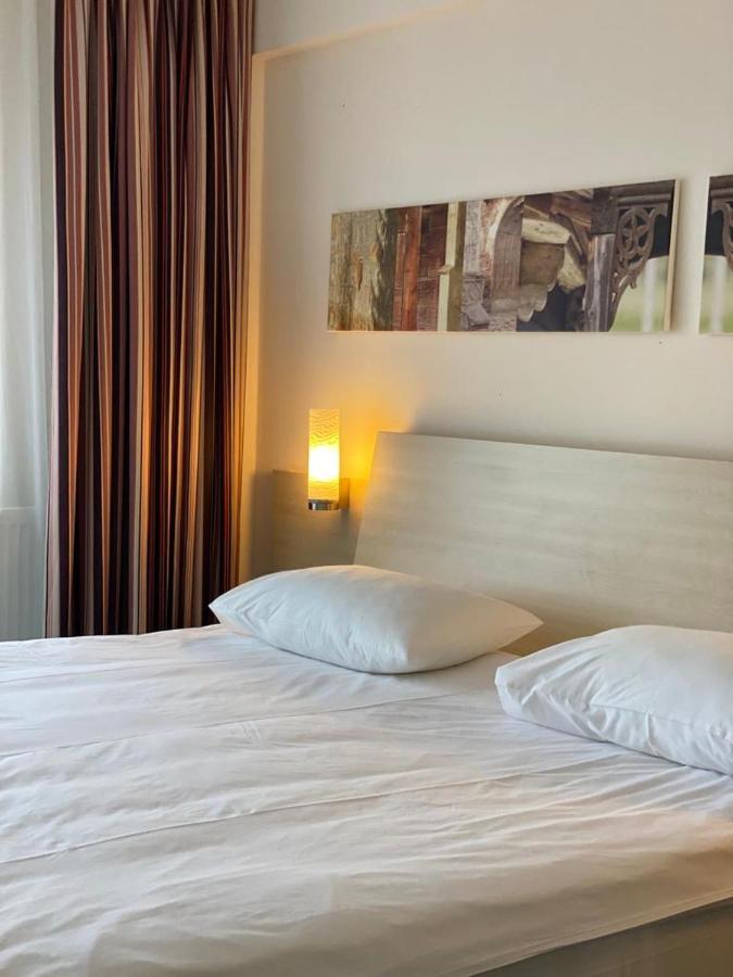 The Gerald'S Hotel Rădăuţi Dış mekan fotoğraf