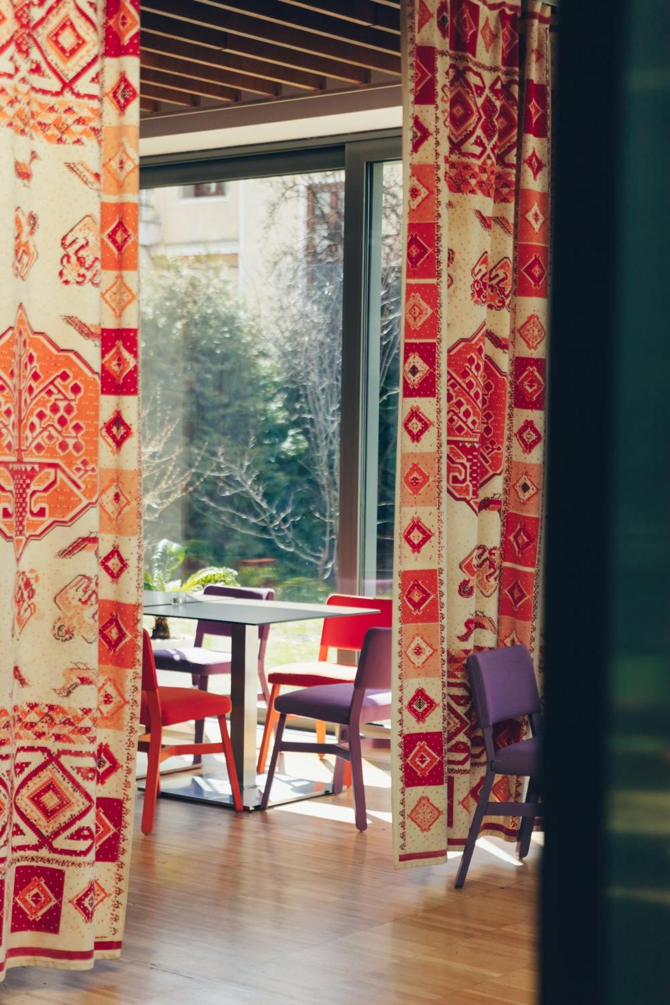 The Gerald'S Hotel Rădăuţi Dış mekan fotoğraf
